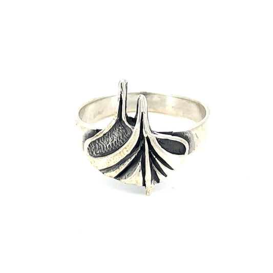 Vikingeskibs ring i sølv