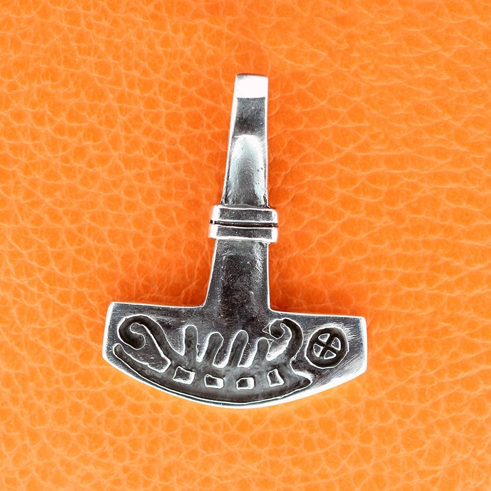 Thors Hammer Mjølner med Helleristning – Kommer i to str.